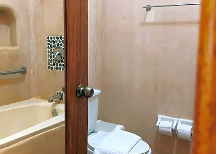 Del Pescador Hotel Zihuatanejo